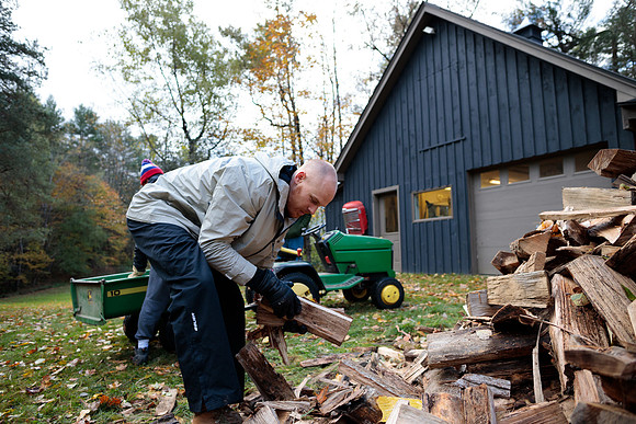 randolphvt1819_trip03_woodstack_bdf_0757