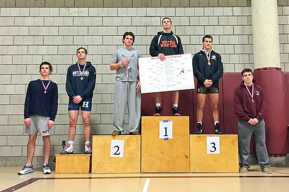 wrestling_wneiswa_champs_dburns_0701a