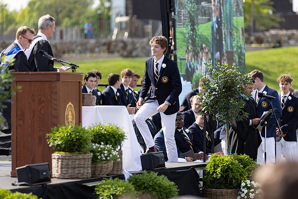 graduation22_diplomas_gh_0699
