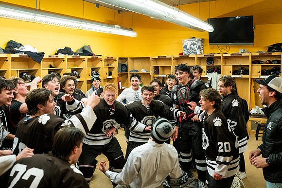 hockey_2022-03-02_nepsihaquarter_jk_5599