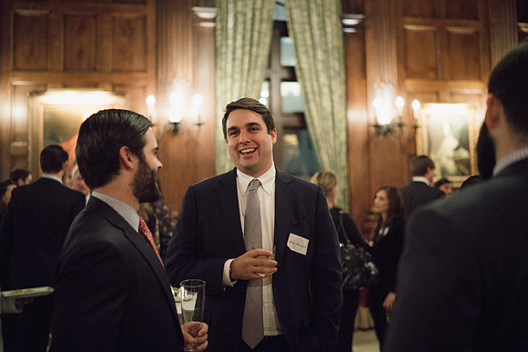 alumni_holidayparty16_jk_5220