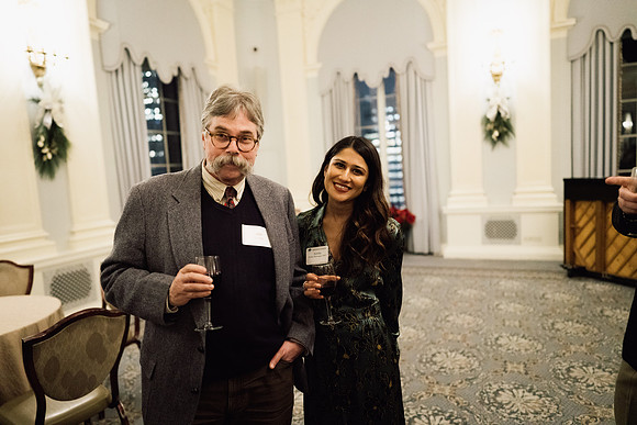 alumni_holidayparty19_jk_2782
