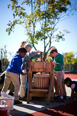 appleciderpress_gr2_mkras_0092