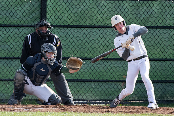 baseball_jv_2022-04-19_dburns2_0710