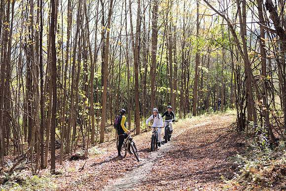 randolphvt1819_trip03_mtbike_bdf_8896