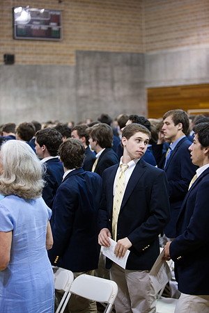 closingassembly_us_mkras_068