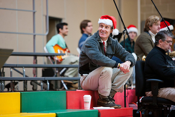holidayassembly_all_mkras_9569