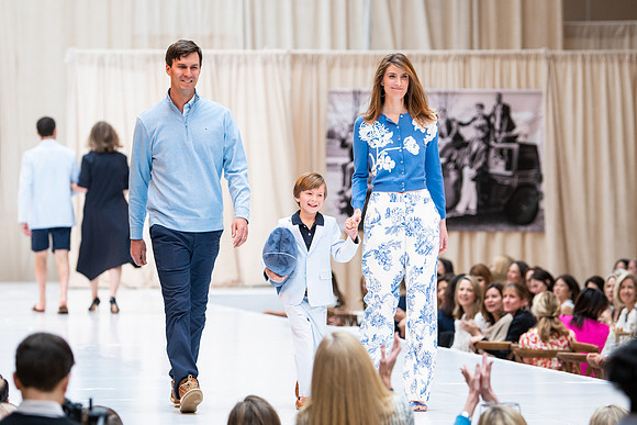 fashionshow19_runway_wkl_0686
