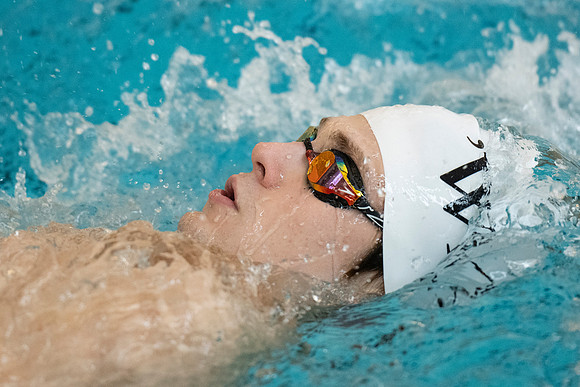 swimming_2021-01-06_dburns_0652