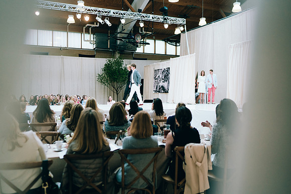 fashionshow19_runway_jk_1865