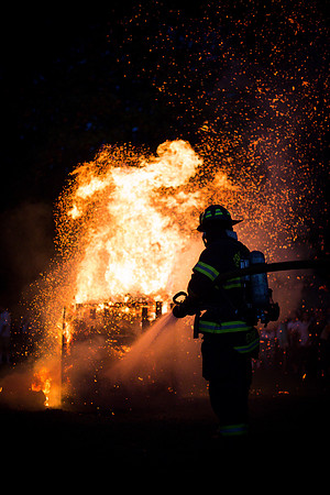 homecoming14_bonfire_jk_2672