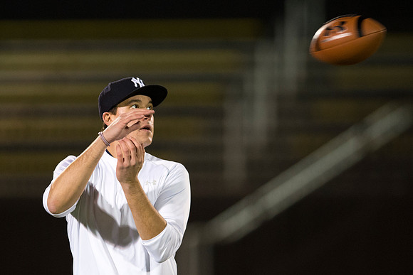 alum_fball_4137