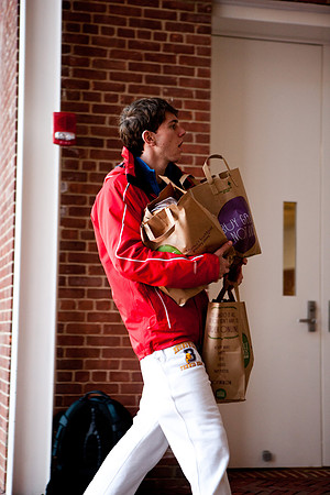 thanksgiving_fooddrive_us_mkras_0094