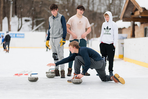randolphvt2122_trip07_curling_bdf_0605