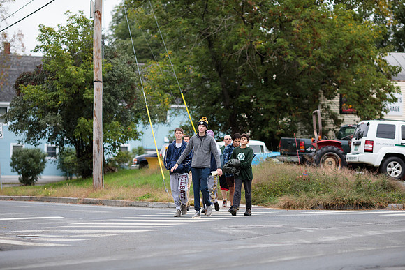 randolphvt1819_trip01_walktotown_bdf_8531