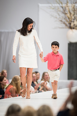 fashionshow17_runway_wkl_0552