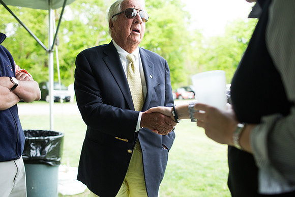 alumnitentparty_lax_salisbury_3166