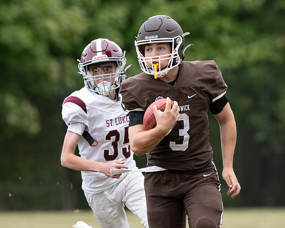 football_freshman_2024-09-23_dburns_7141