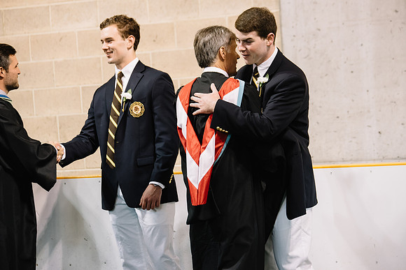graduation16_hp_9734