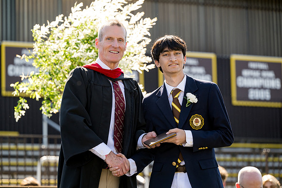 graduation24_diploma_ah_0392