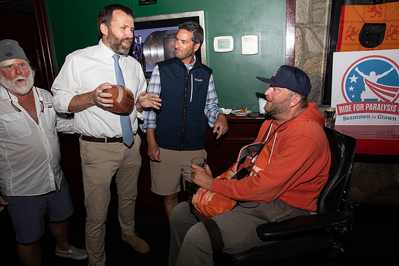 alumni_jannekouri_ride4paralyis_happyhour_gh_0015