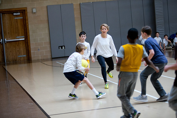 soccer_gr4 faculty19_mkras_0040