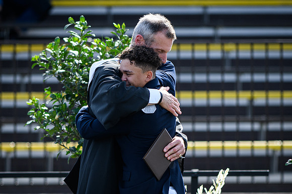 graduation22_diplomas_wkl_0776