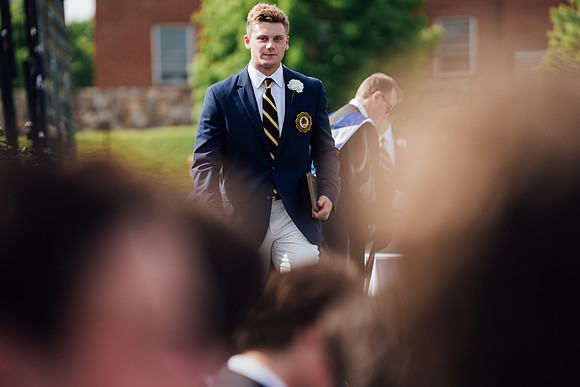 graduation22_diplomas_jk_7650