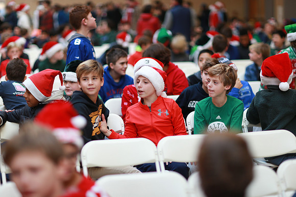 holidayassembly19_mkras_0125