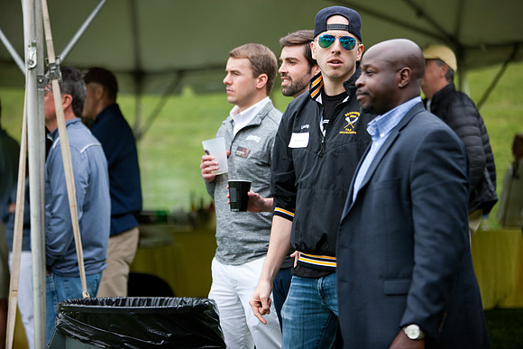 alumni_tentparty16_mkras_0250