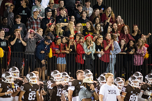 football_2019-09-27_wkl_8371