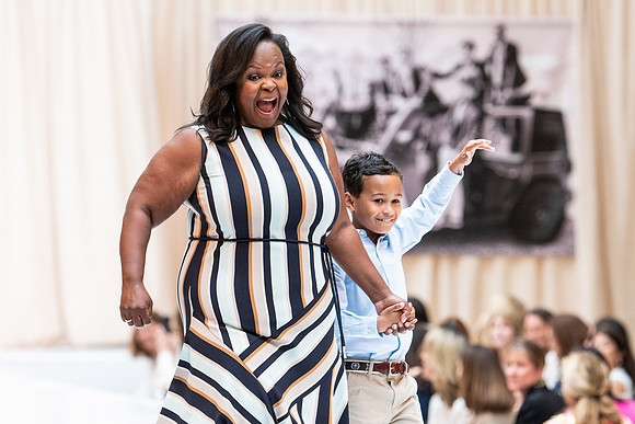 fashionshow19_runway_wkl_0626