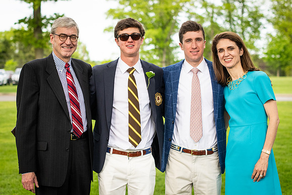 graduation19_wkl1_0825