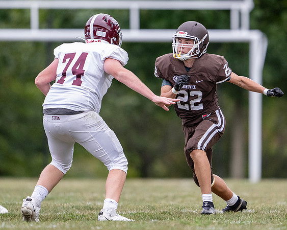 football_freshman_2024-09-23_dburns_7549