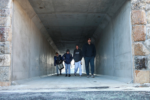 holiday19_bearcave_mkras_0013