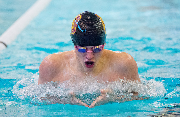 swimming_2016-01-06_dburns_3417