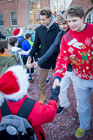 holiday_handshake16_jfess__4760