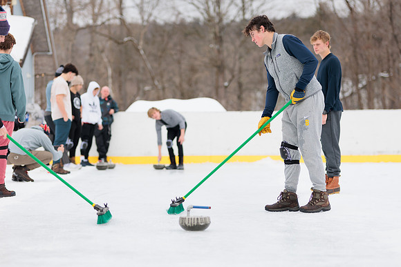 randolphvt2122_trip07_curling_bdf_0637
