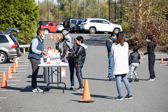 horizons_icecream_steamtailgate_2020-10-03_gh_0010