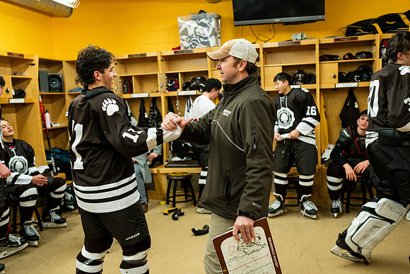 hockey_2022-03-02_nepsihaquarter_jk_5648