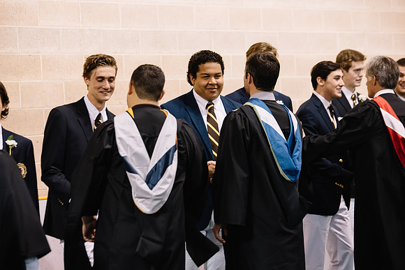 graduation16_hp_9725