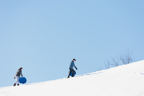 randolphvt2122_trip07_sledding_bdf_1400