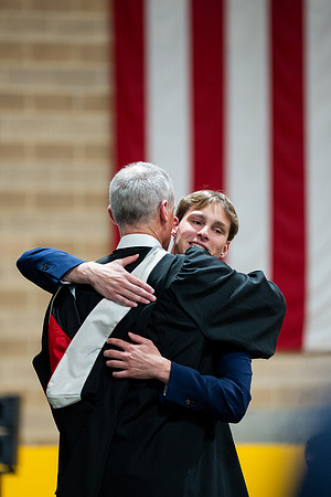 graduation25_diploma_jk_9247