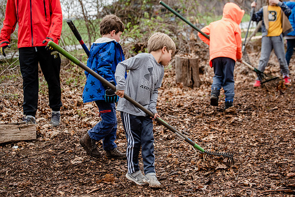 commserv18_outdoorclass_hp_1162