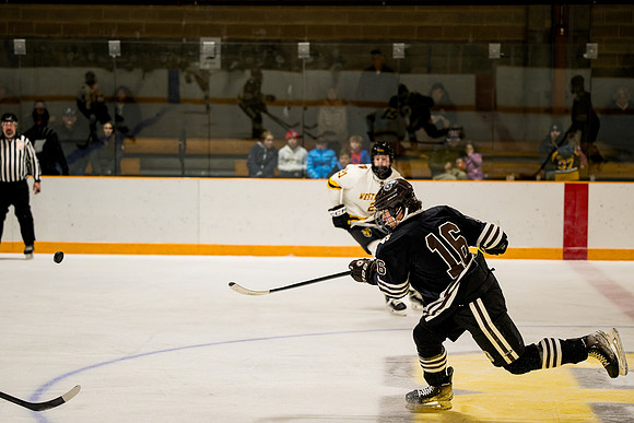 hockey_2024-12-14_ah_0228