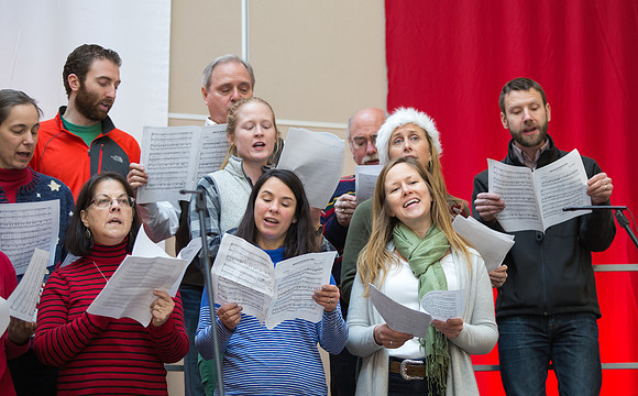 holidayassembly_all_jfess_3392