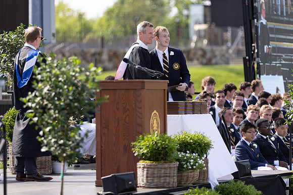 graduation22_diplomas_gh_0574