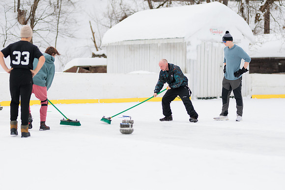 randolphvt2122_trip07_curling_bdf_0612