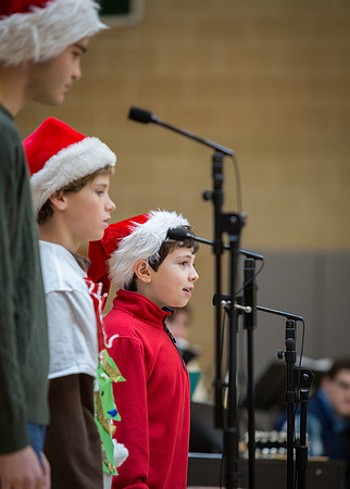 holiday_assembly_jfess_0055