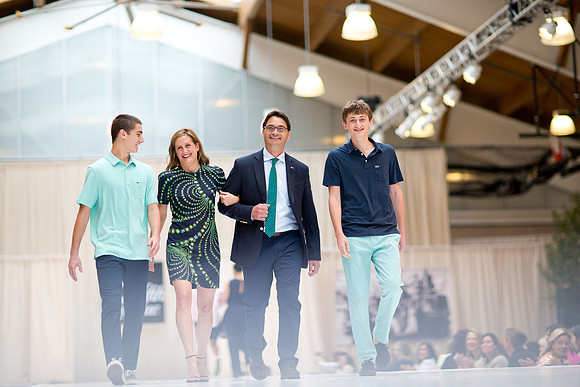 fashionshow19_runway_mk_0232